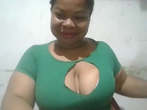 ZafiroGlow's Live XXX Chat