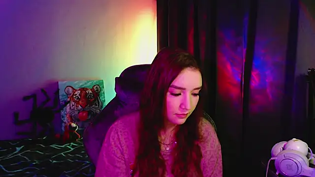 Milu_Sensual_ Show in webcam