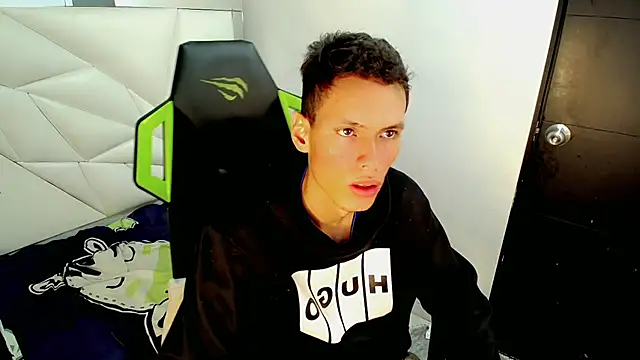 River_one_ Webcam show