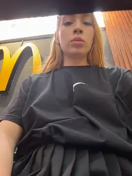 Pokazy przed kamerką – Isabella-gaviria