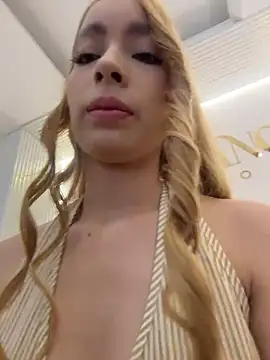 Вебкам-шоу Isabella-gaviria