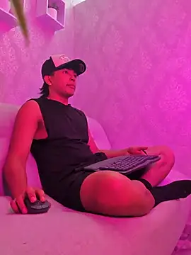 Taylor_Lam Webcamshow