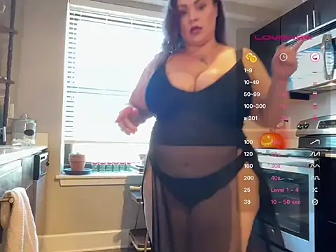 הופעת וובקאם של MadamJizzle