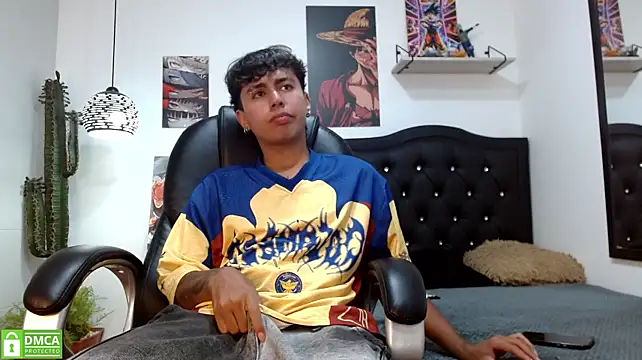 Jonnie-rodriguez webcam show