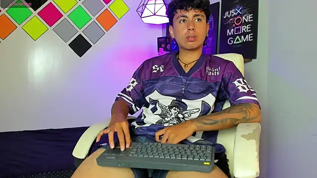 Jonnie-rodriguez webcam show