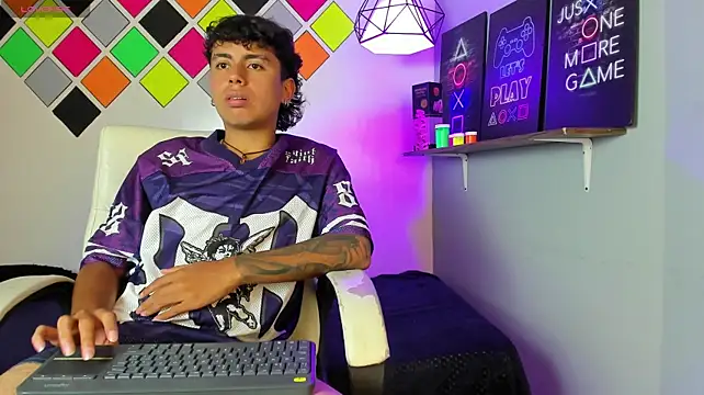 Jonnie-rodriguez – webcam-show