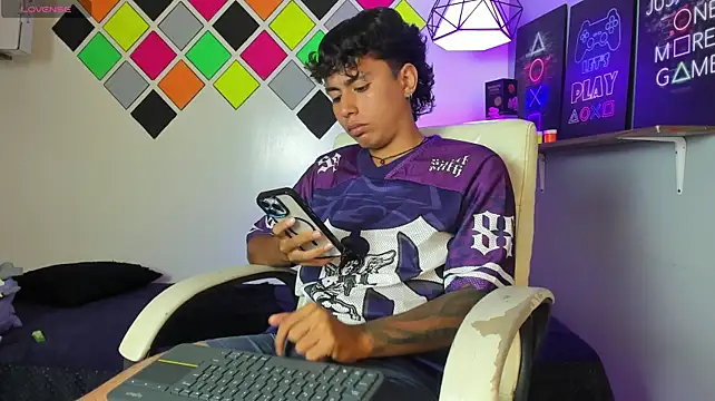 Show de Jonnie-rodriguez na webcam