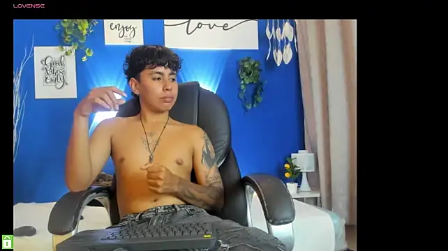 Jonnie-rodriguez: вебкам-шоу