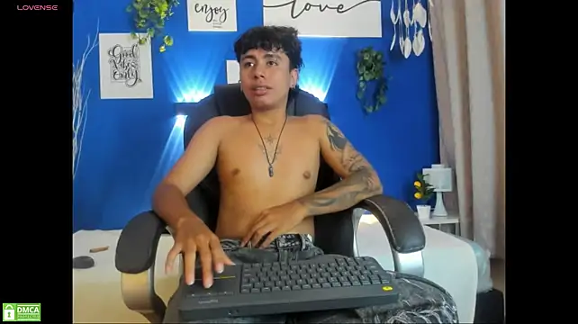 Jonnie-rodriguez's Webcam Show