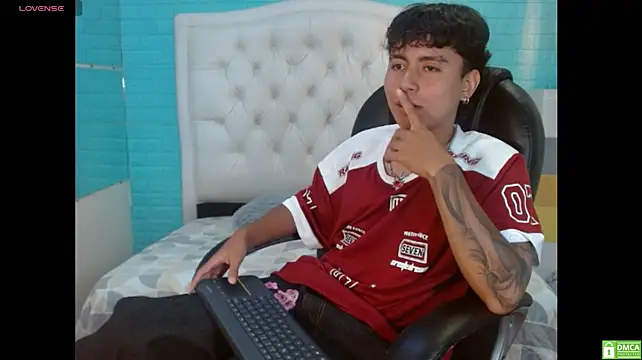 Jonnie-rodriguez Webcam show