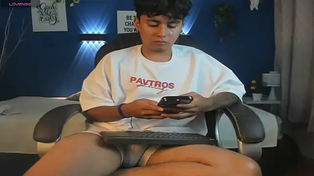 Jonnie-rodriguez Webcam-Show