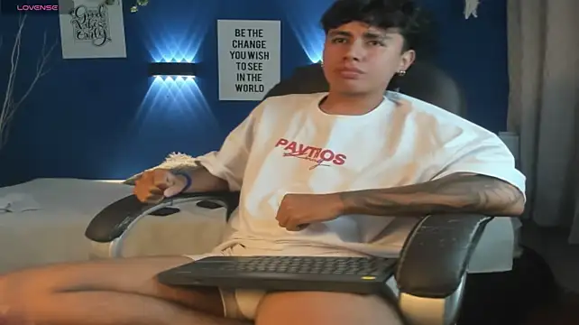 Jonnie-rodriguez Webcamshow