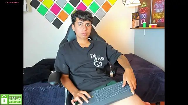 Jonnie-rodriguez Webcam-Show