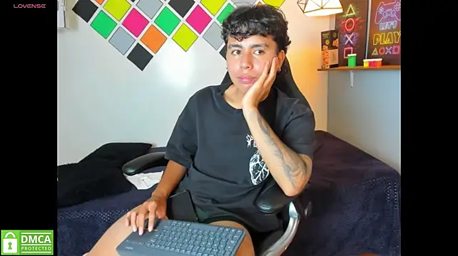 Jonnie-rodriguez Webcam show