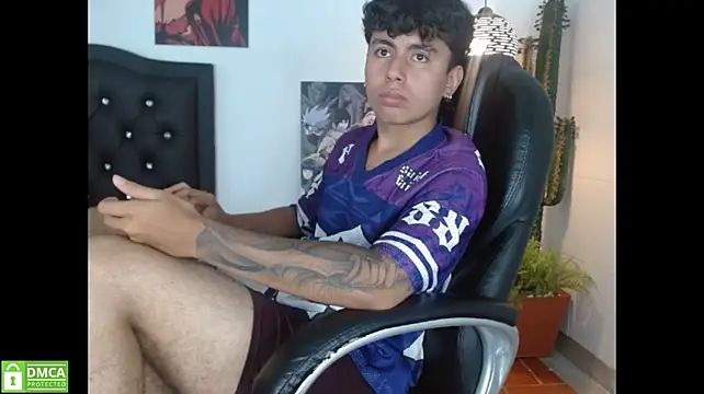 Jonnie-rodriguez Webcam-Show