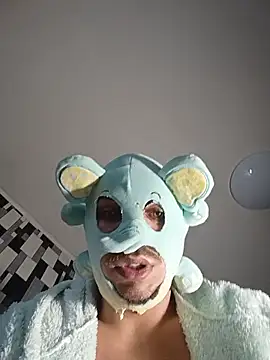 RoBeRt99925 Webcamshow