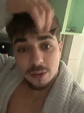 Teenboys20 Adlı Modelin Web Kamerası Şovu