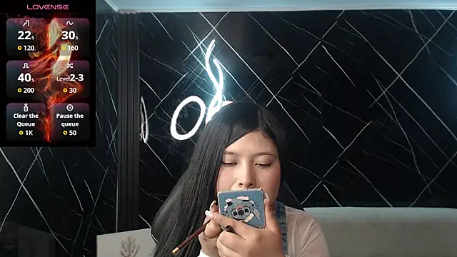 Pokazy przed kamerką – luna_dreamwet