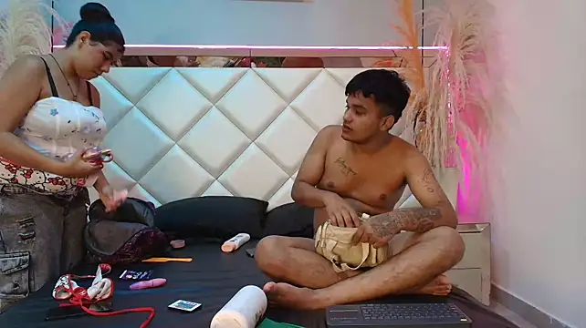 Kye_And_Damon Webcamshow