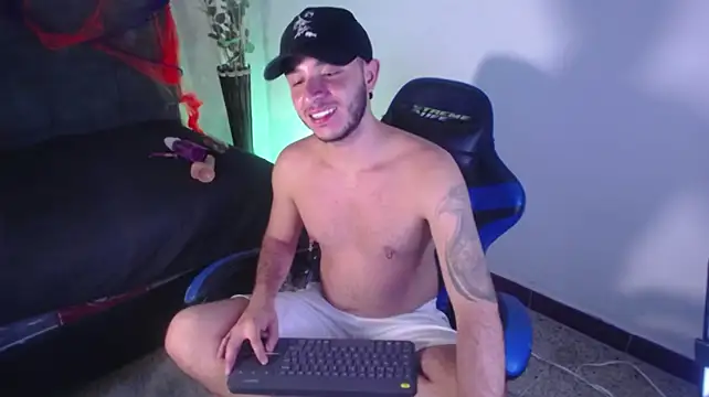 Chat XXX en directo de santiagovilla_777