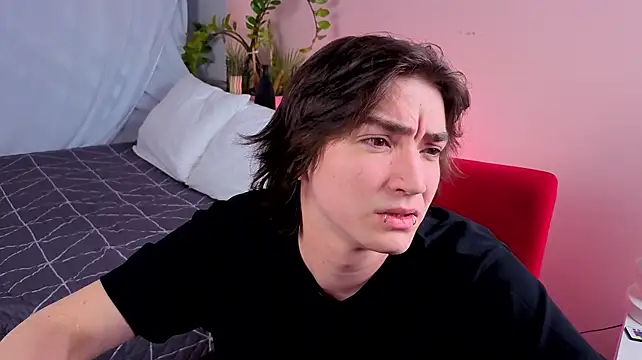 maks_braynn Webbikameraesitys