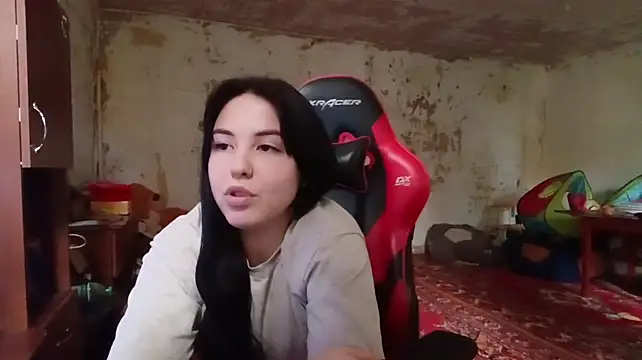 Chat +18 de RosalindNemith ao vivo
