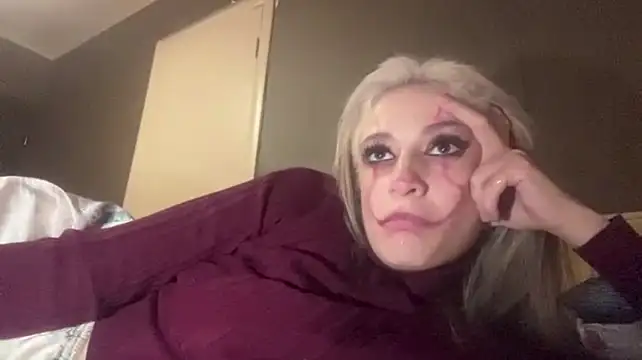 PriscillaOstlie Chat XXX in diretta