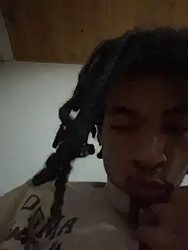 mondacuo4k Webcamshow