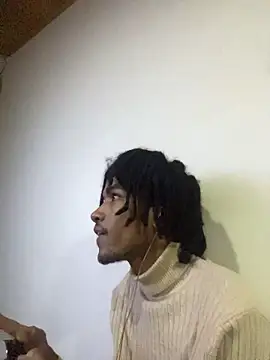 Show de mondacuo4k na webcam