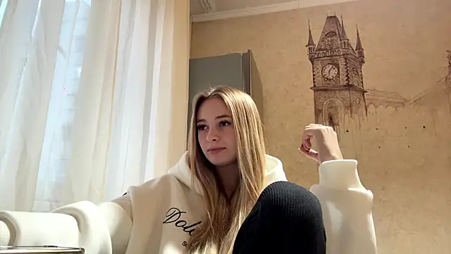 MarkitaHersch Adlı Modelin Canlı XXX Sohbeti