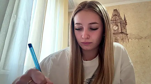צ'אט XXX בשידור חי של MarkitaHersch