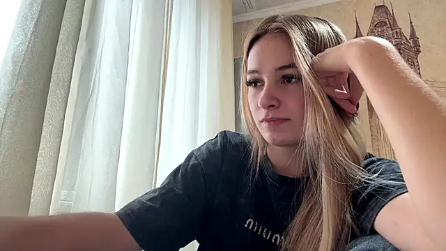 Chat +18 de MarkitaHersch ao vivo