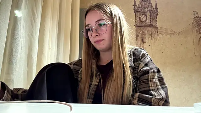 Pertunjukan Kamera Web MarkitaHersch