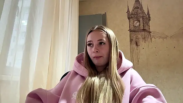 MarkitaHersch Adlı Modelin Canlı XXX Sohbeti