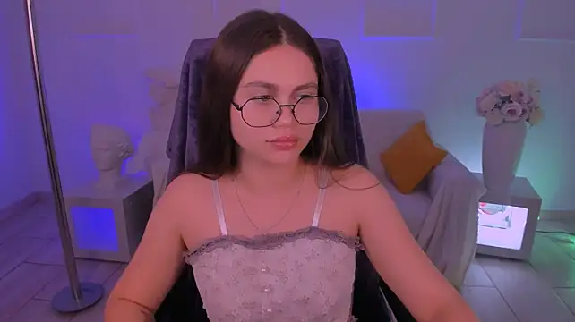 MissTessaGlow's Live XXX Chat