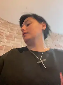 vivi_fifi's Live XXX Chat