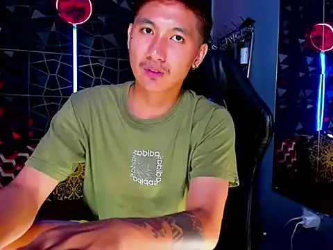 AsianTopXbater Show Webcam