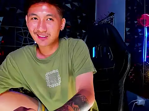 AsianTopXbater Pertunjukan Webcam