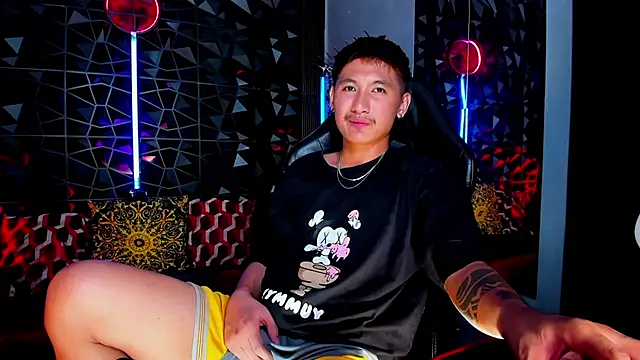 AsianTopXbater Show Webcam