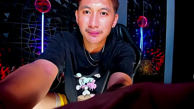 AsianTopXbater Шоу с уебкамера
