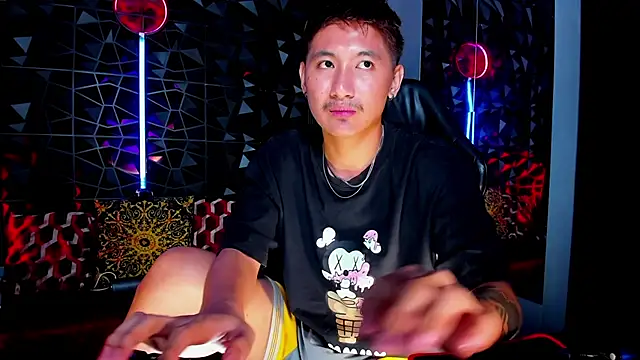 AsianTopXbater 网络视讯表演