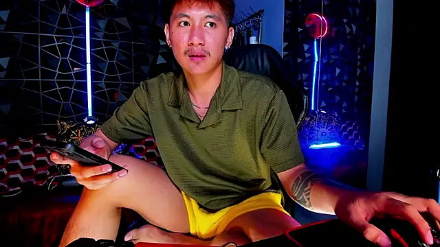 AsianTopXbater Show in webcam