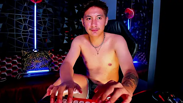 AsianTopXbater 网络视讯表演
