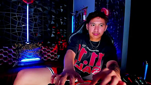 AsianTopXbater Show Webcam