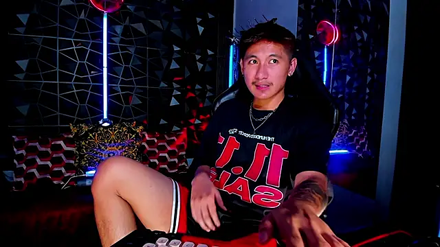 AsianTopXbater Webcam show