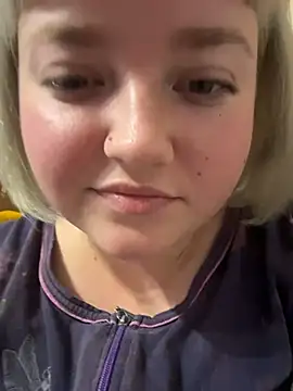 Chat XXX en directo de LoloMensens