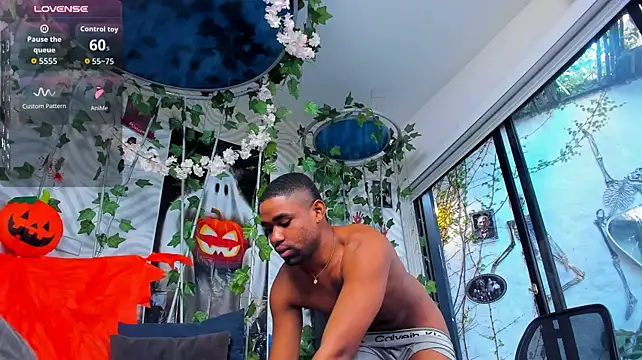 Show modela AidenRoss_ na web-kameri