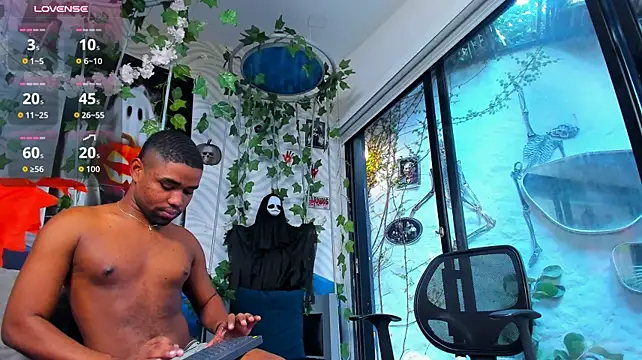 Show modela AidenRoss_ na web-kameri