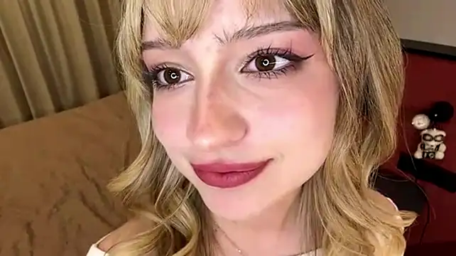 DeenaAshraf's Webcam Show