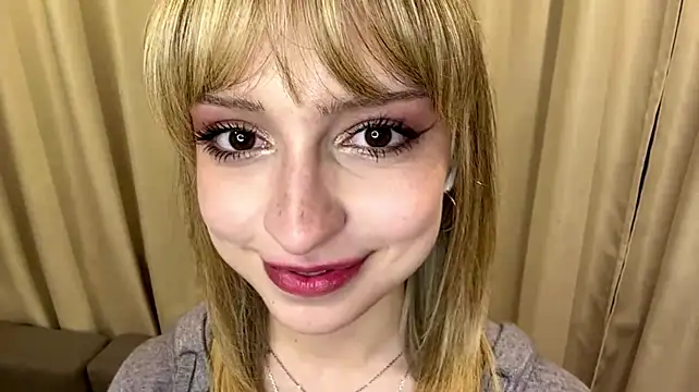 DeenaAshraf Webcamshow